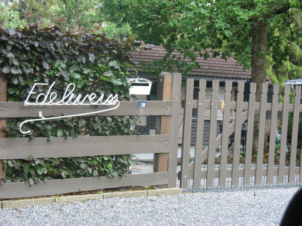 Durbuy Kleine Familiechalet Edelweiss 4 A 5 Pers المظهر الخارجي الصورة